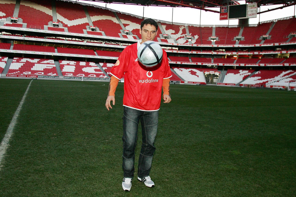 Andrija Delibasic durante a apresentação como jogador do Benfica