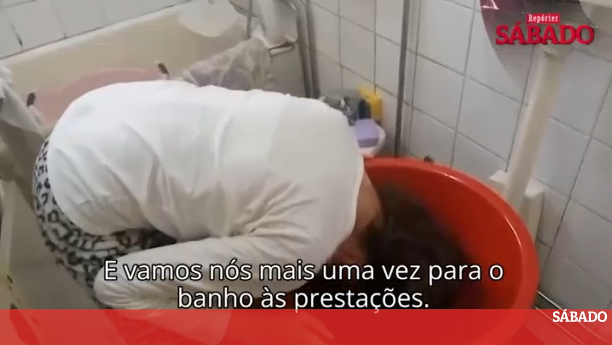 Repórter Sábado: Mãe e filha reféns dentro da própria casa em Ermenside - Vídeo - SÁBADO
