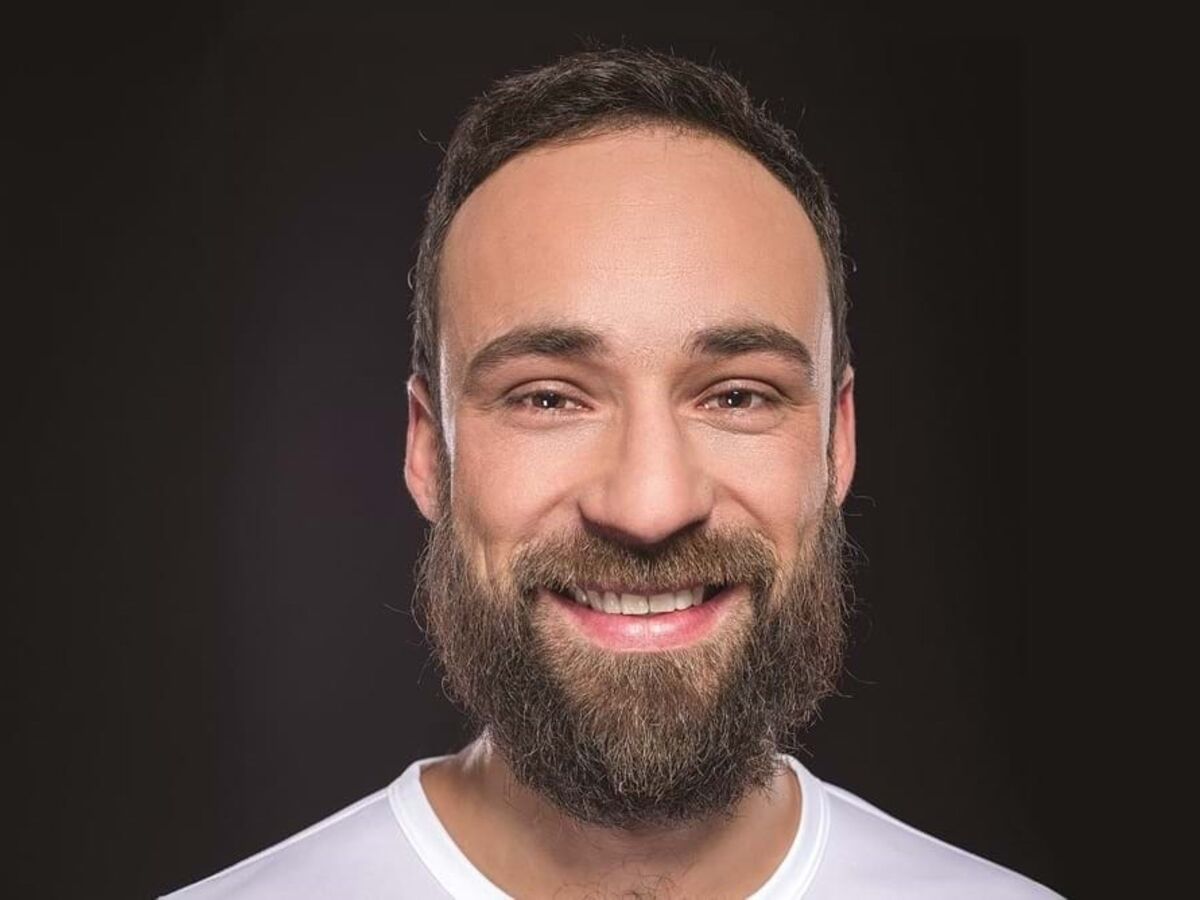 Transplantes de barba a crescer