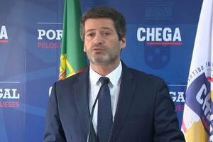 André Ventura volta a apontar o dedo a Luís Montenegro como responsável pelas eleições antecipadas