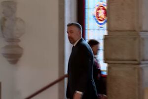 MP arquivou no ano passado uma denúncia anónima baseada nos mesmos dados que agora levaram à abertura de uma averiguação preventiva sobre os negócios imobiliários de Pedro Nuno Santos