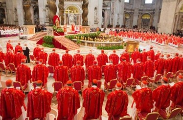 Bastidores do Conclave: a proibição de comunicações, o alojamento e a agenda até à votação do Papa