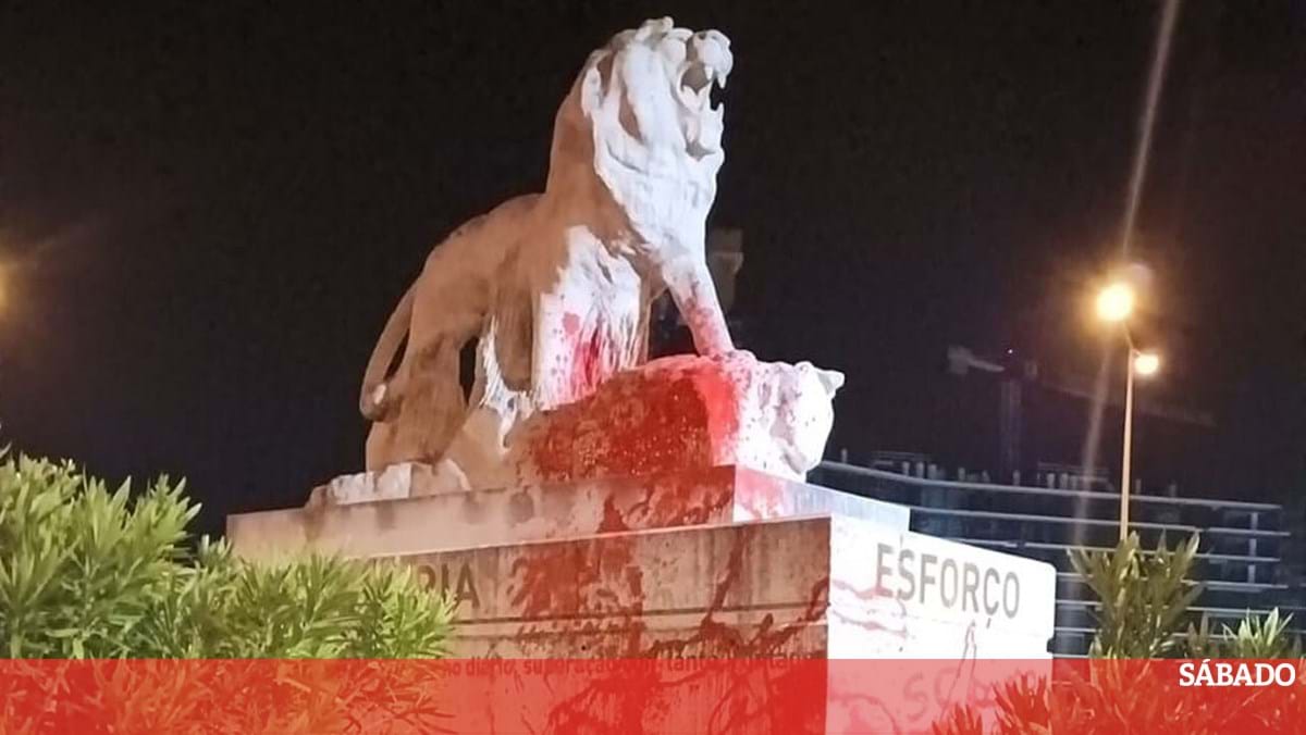 <![CDATA[ Pintada de vermelho: estátua do leão junto ao Estádio de Alvalade vandalizada ]]>