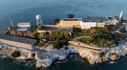 <![CDATA[ Trump ordena a reabertura da prisão de Alcatraz ]]>