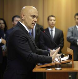 Continua a luta entre Trump e o juiz brasileiro Alexandre Moraes