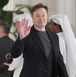 Elon Musk mencionado em novos documentos sobre Epstein