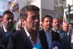 André Ventura desvaloriza polémica em torno de Delgado Alves e consulta de nova lista de clientes da Spinumviva