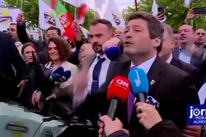 Ciganos protestam durante campanha do Chega em Viana do Castelo e André Ventura responde: "Vão trabalhar!" 