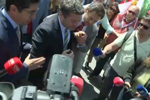 André Ventura volta a sentir-se mal