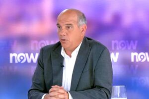 Paulo Raimundo afasta a possibilidade de se demitir depois dos resultados do PCP na noite eleitoral 