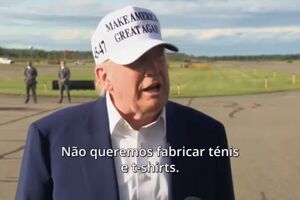 Trump diz que EUA querem fabricar equipamento militar e não "t-shirts"