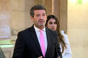 André Ventura denuncia falhas no voto dos emigrantes e antevê vitória do Chega no círculo da emigração