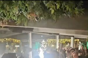 Varandas celebra efusivamente com os jogadores: as novas imagens do jantar do Sporting 