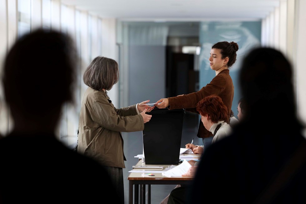 A legislatura de hoje tem mais de 333.000 eleitores para votar, o que é o maior número de pessoas sempre decide exercer o direito de votar com antecedência, porque esse método é estabelecido. 