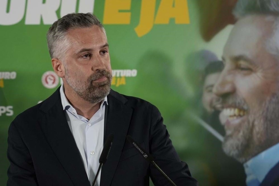 Pedro Nuno Santos renuncia