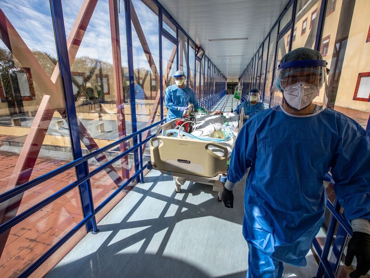 SNS: salários de luxo com cirurgias fora do horário revolta médicos nos hospitais