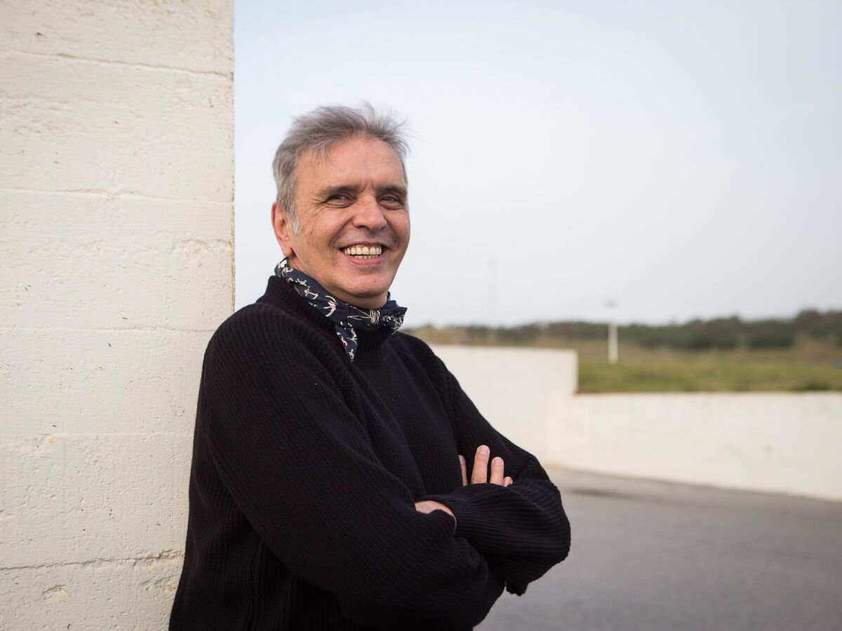 As letras de Rui Reininho são como divãs. E agora estão em livro