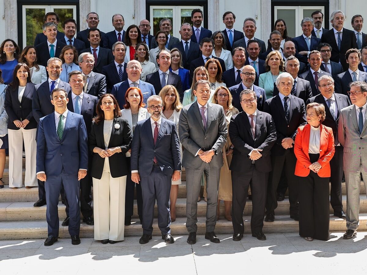 Governo. A correria para regularizar as empresas dos novos secretários de Estado