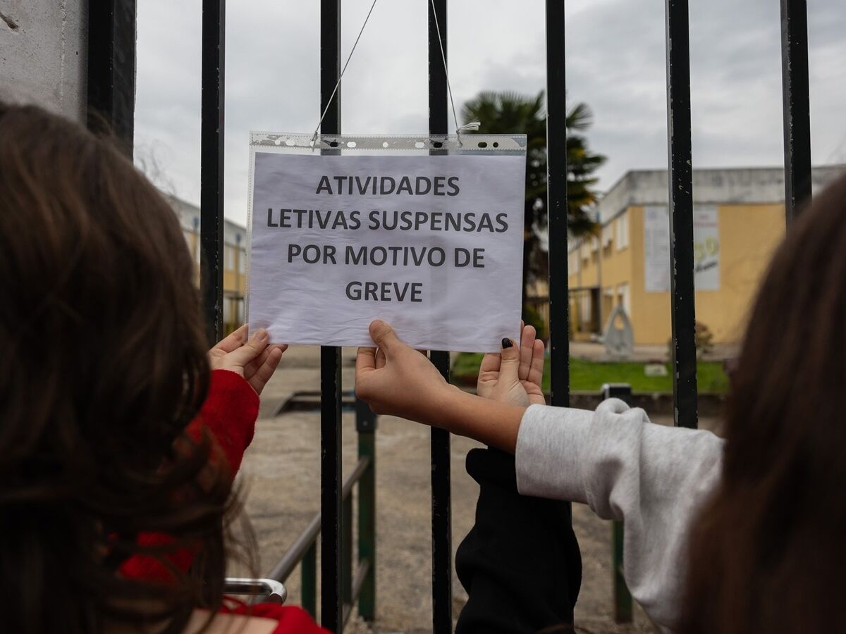 Governo tem um caminho estreito para mudar regras da greve