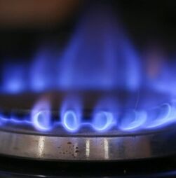 Médio Oriente: Preço do gás natural dispara 30% para 69 euros