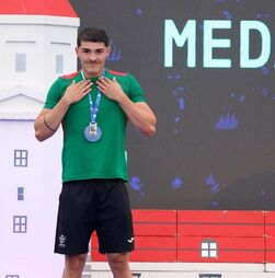 Diogo Ribeiro bate recorde nacional dos 50 metros mariposa
