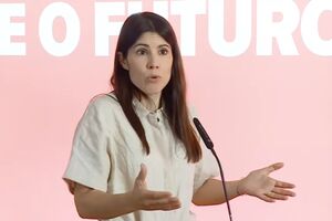 Mariana Mortágua diz que é preciso uma "esquerda mais forte" para combater maioria de direita