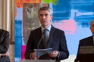 José Luís Carneiro quer salário médio nacional ao mesmo nível do europeu até 2035 e  uma resposta "mais condigna" para futuras gerações