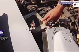Televisão estatal iraniana transmite imagens que supostamente mostram drone israelense abatido