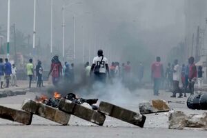 Confrontos violentos na capital do Togo. Manifestantes pedem demissão do presidente 