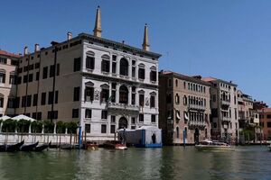 As vistas do hotel em Veneza onde os recém-casados Jeff Bezos e Lauren Sanchez estão hospedados