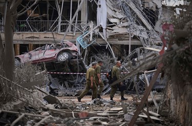 Irão confirma mais dois generais de topo mortos nos ataques israelitas