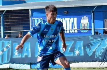 Jogador argentino de 18 anos morre durante cirurgia ao joelho