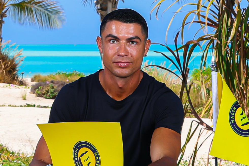 Cristiano Ronaldo renova com o Al Nassr e continua a jogar em Riade