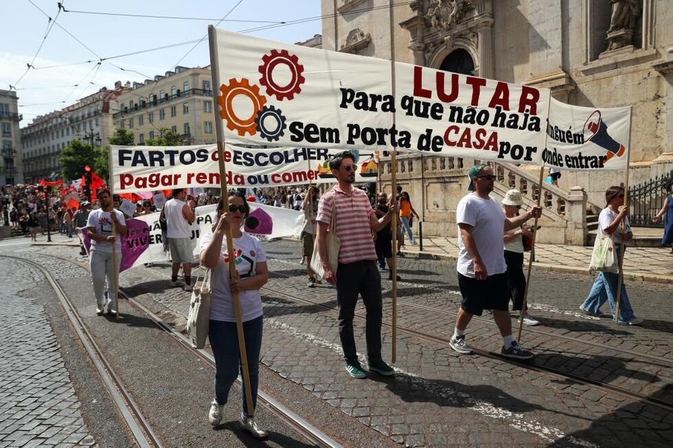 Manifestação em Lisboa defende o direito à habitação