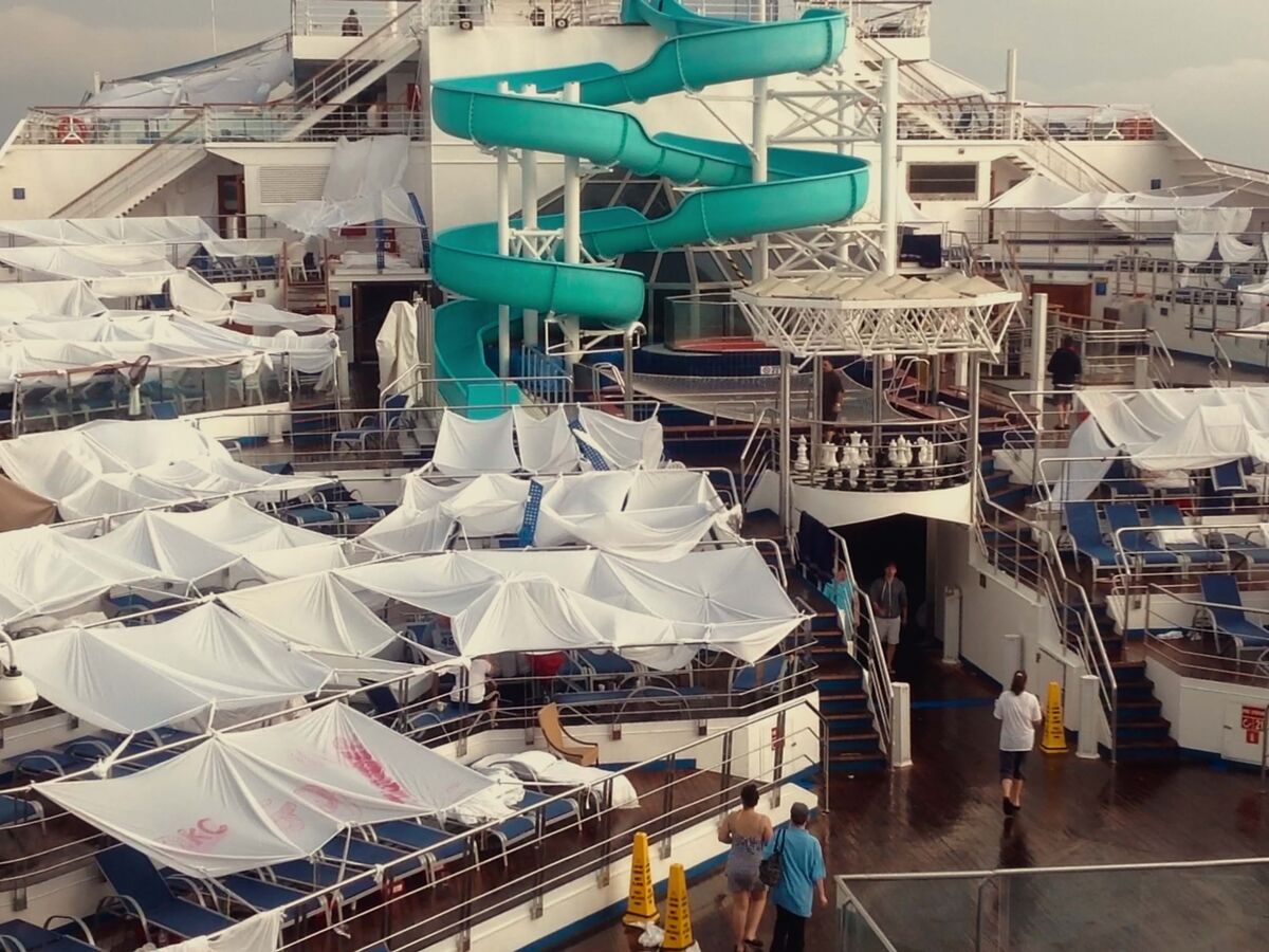 "Desastre Total": o fenómeno de verão na Netflix?