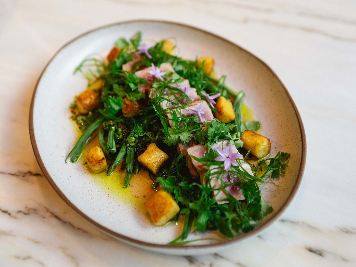 Receitas: a salada de verão da chef Rafaela Ferreira