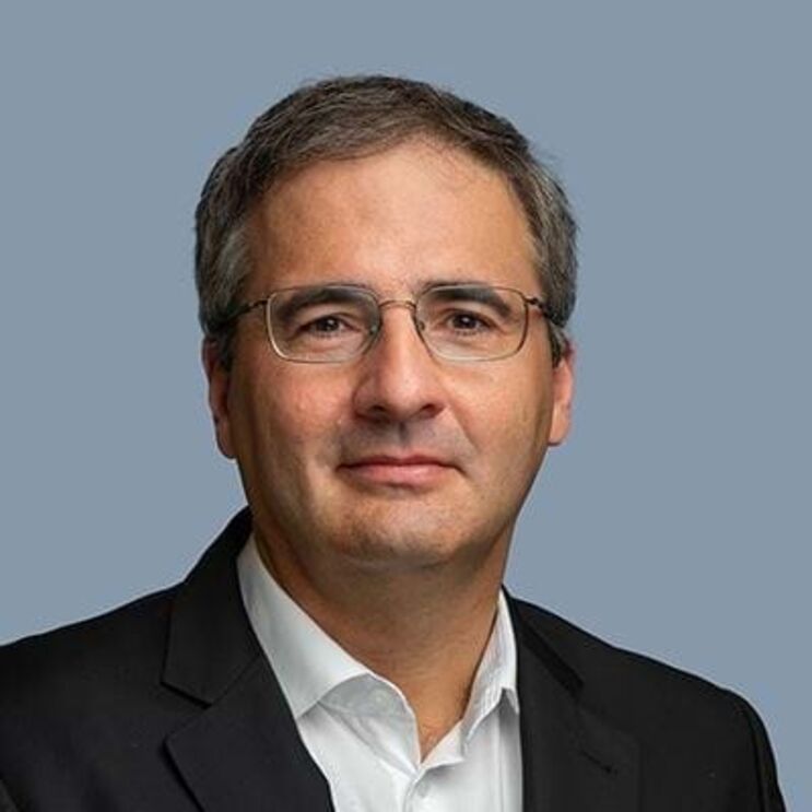 Jovens priorizam felicidade no trabalho em vez de salário