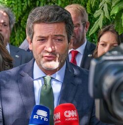 Chega pede debate de urgência no parlamento com Montenegro e Lúcia Amaral sobre combate aos incêndios