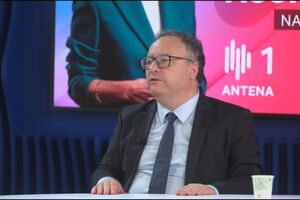 Francisco Assis diz que José Luís Carneiro "tem uma noção muito exata" sobre como combater a extrema-direita
