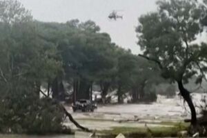 O grito arrepiante de socorro durante cheias no Texas