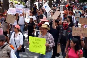 Mexicanos protestam contra especulação imobiliária por causa do Mundial de 2026 