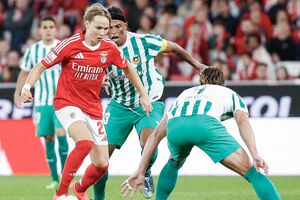 Benfica-Rio Ave adiado devido à Liga dos Campeões