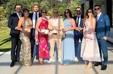 Diogo Jota ia a caminho de Inglaterra: esteve num casamento no fim-de-semana e almoçou ontem com a mulher e filhos