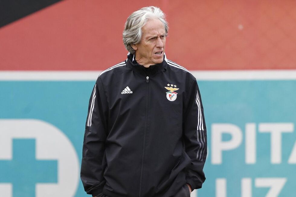 Jorge Jesus e Benfica já chegaram a acordo relativamente ao processo movido pelo treinador