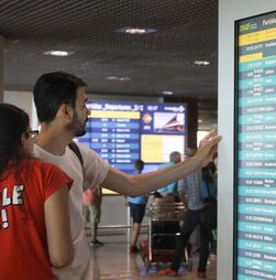 Quatro voos divergiram e 12 foram cancelados no Aeroporto da Madeira devido ao vento