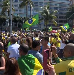 Manifestantes exigem amnistia para Jair Bolsonaro no Rio de Janeiro