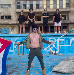 O neto 'influencer' de Fidel Castro que agita Cuba