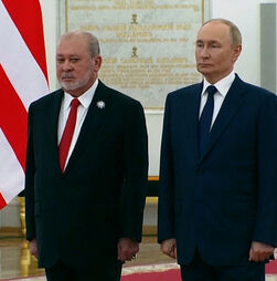 Rei da Malásia encontra-se com Putin em Moscovo