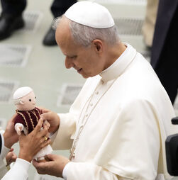 Defesa da paz foi constante nos primeiros 100 dias de pontificado do Papa Leão XIV