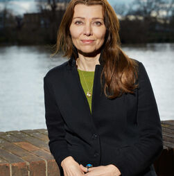 Elif Shafak: “Estamos tão divididos que deixamos de falar da humanidade”